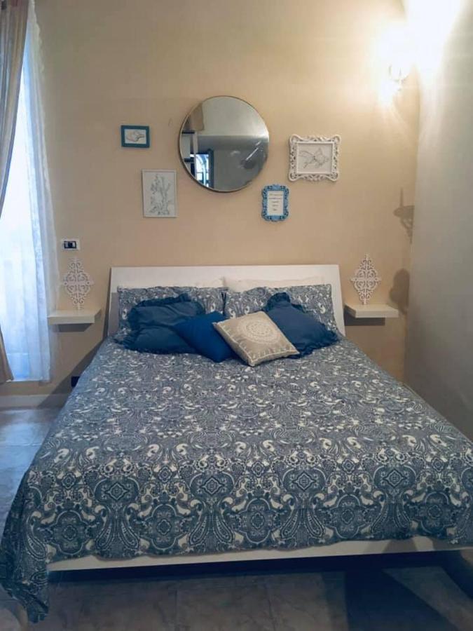Casa Vacanze Occhi Blu モルフェッタ エクステリア 写真